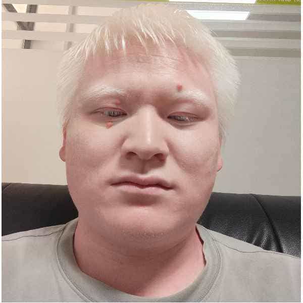 30岁岁安徽单身帅哥 - 新疆吉缘网