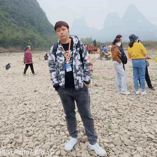 35岁岁浙江单身帅哥 - 新疆吉缘网