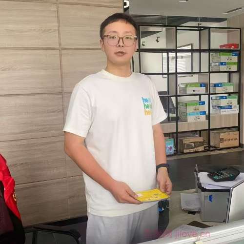 30岁岁江苏单身帅哥 - 新疆吉缘网