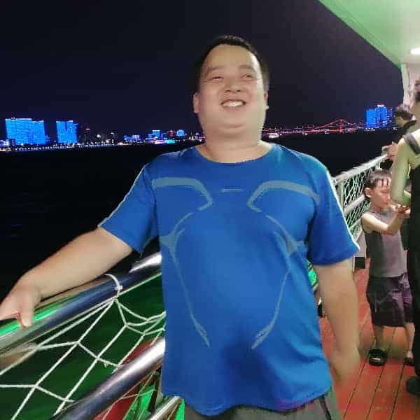 31岁岁湖北单身帅哥 - 新疆吉缘网